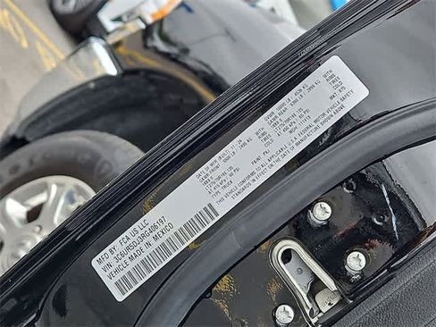 Used 2024 RAM 2500 Big Horn w/ Bed Utility Group image 38