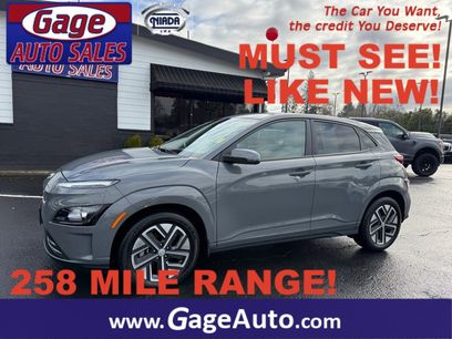 Used 2023 Hyundai Kona SE w/ Cargo Package