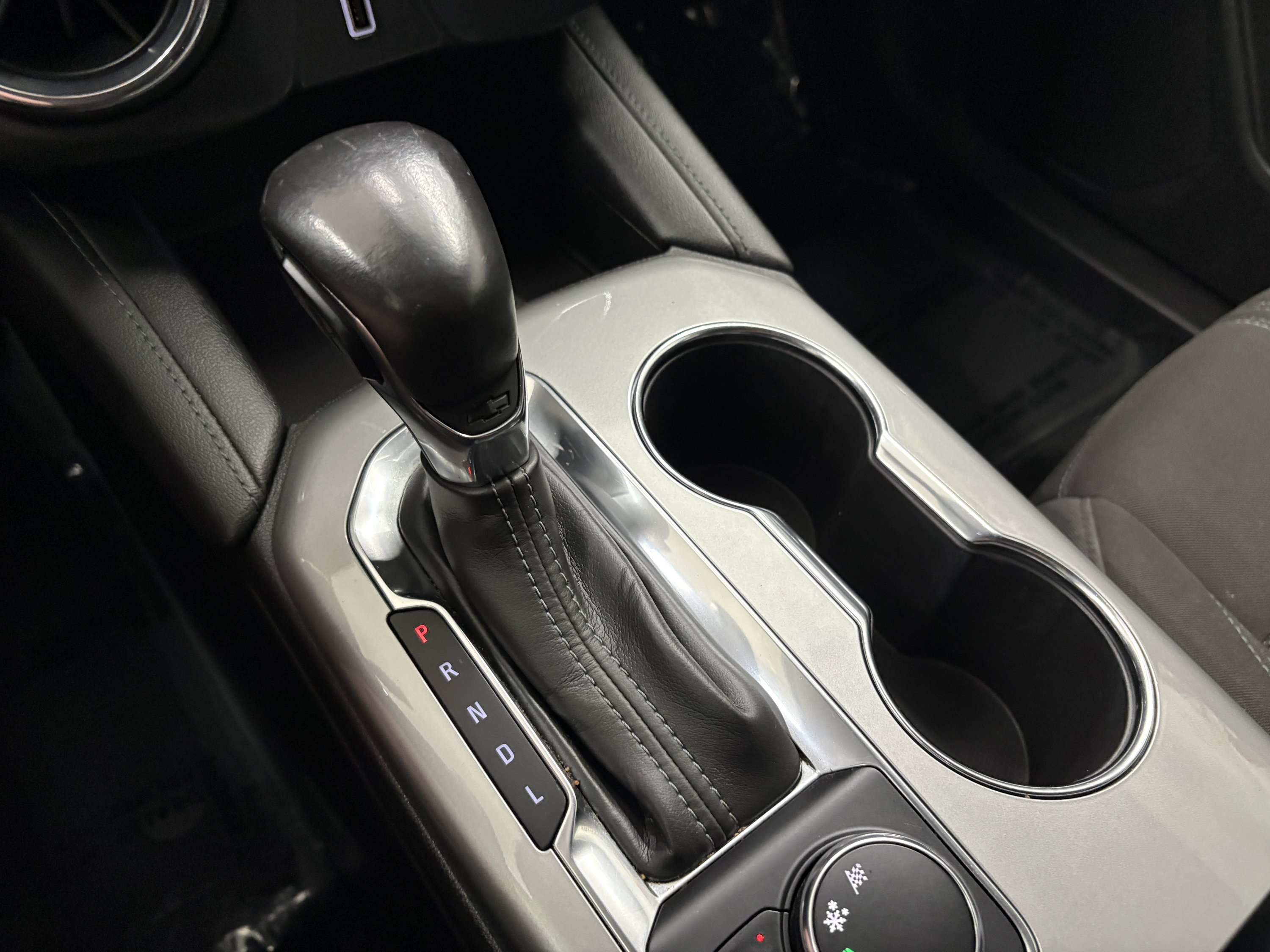 Used 2019 Chevrolet Blazer LT FWD image 21