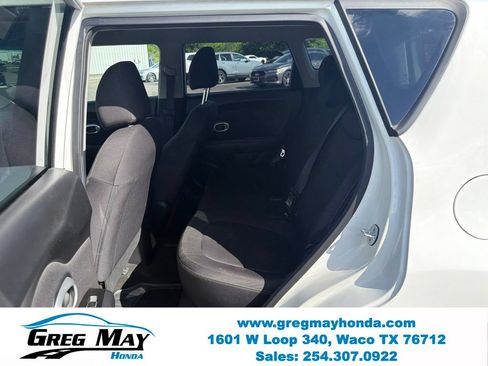 Used 2018 Kia Soul FWD image 26
