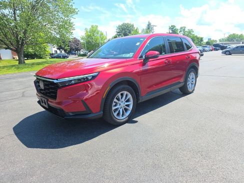 Used 2024 Honda CR-V EX image 3