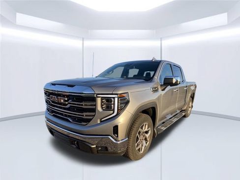 Used 2024 GMC Sierra 1500 SLT w/ SLT Premium Package AWD/4WD image 14