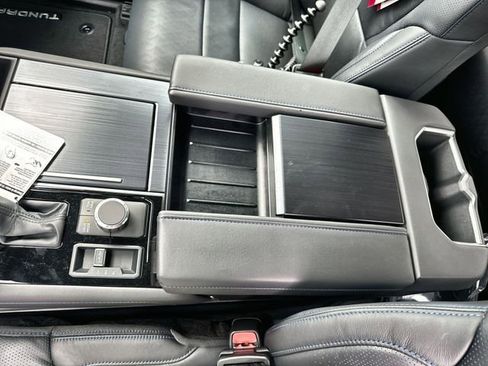 New 2025 Toyota Tundra Platinum AWD/4WD image 29