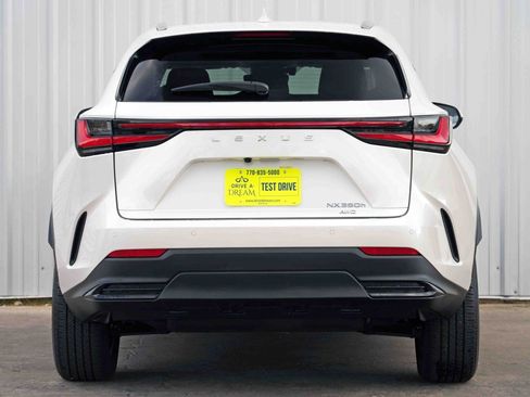 Used 2025 Lexus NX 350h AWD image 11