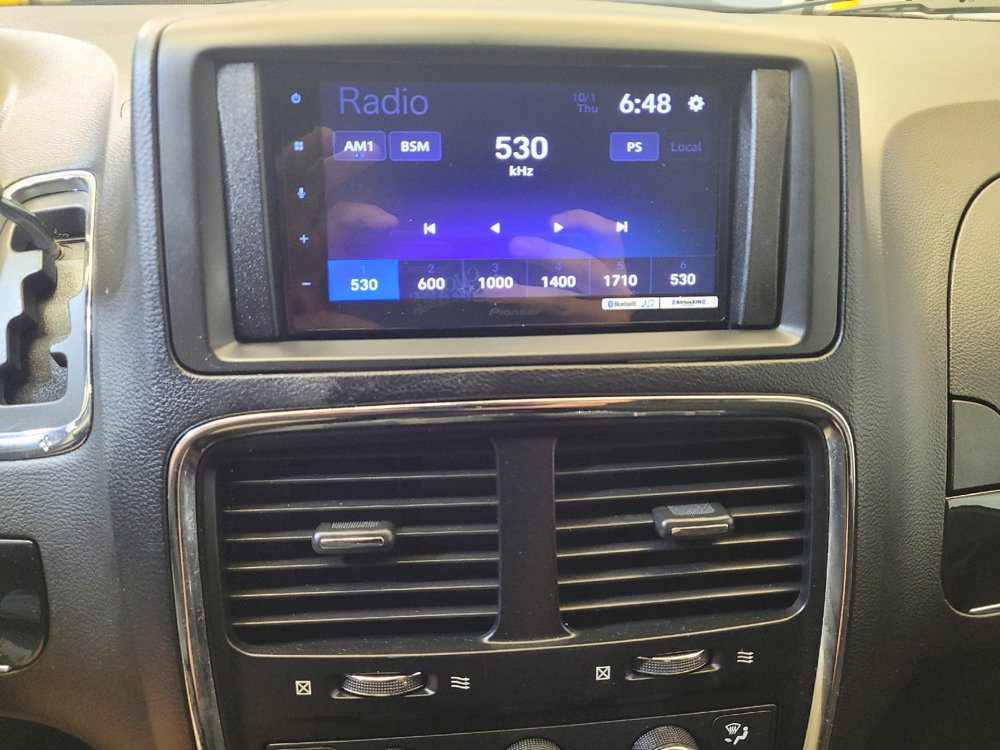 Used 2018 Dodge Grand Caravan SE FWD image 25