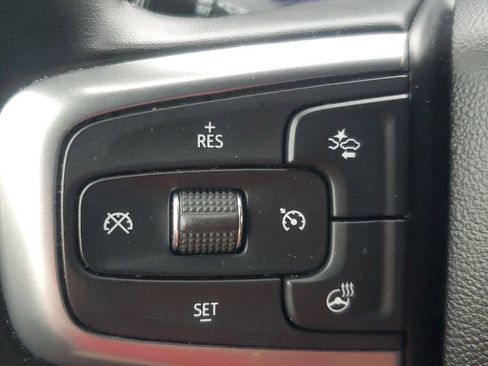 Used 2024 Chevrolet Suburban Premier AWD/4WD image 31