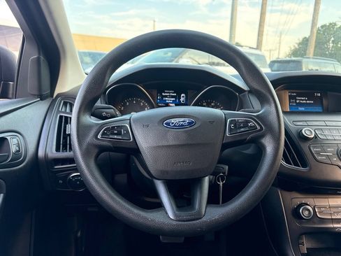 Used 2018 Ford Focus S FWD image 18