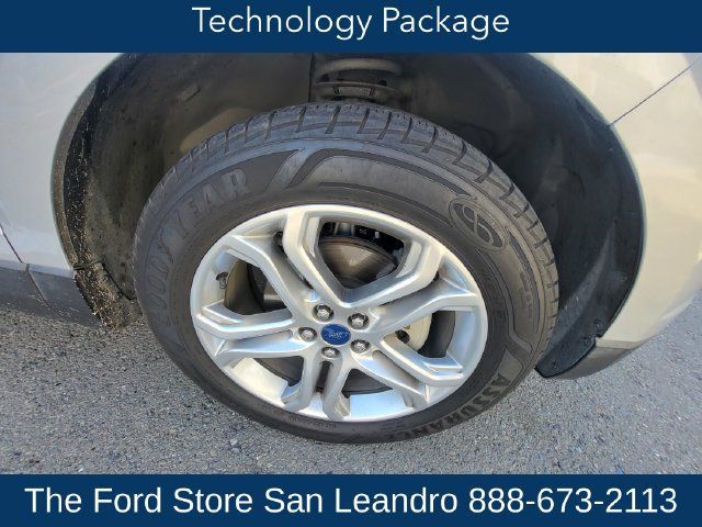 Used 2017 Ford Edge Titanium FWD image 20