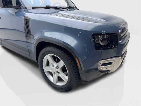 Used 2020 Land Rover Defender 110 SE image 19