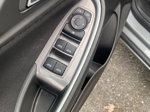 Used 2025 Chevrolet Malibu RS image 13