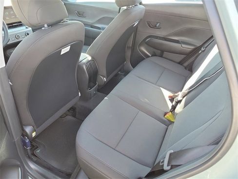 New 2026 Hyundai Kona SE image 19