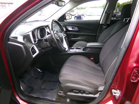 Used 2017 Chevrolet Equinox LT w/ Convenience Package AWD/4WD image 10