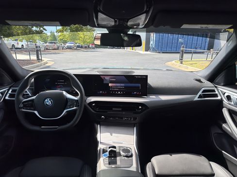 Used 2025 BMW i4 eDrive40 RWD image 42