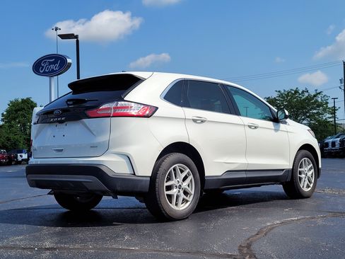 Used 2023 Ford Edge SEL w/ Convenience Package AWD/4WD image 4