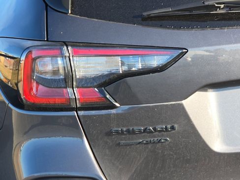 Used 2025 Subaru Outback Onyx Edition image 48