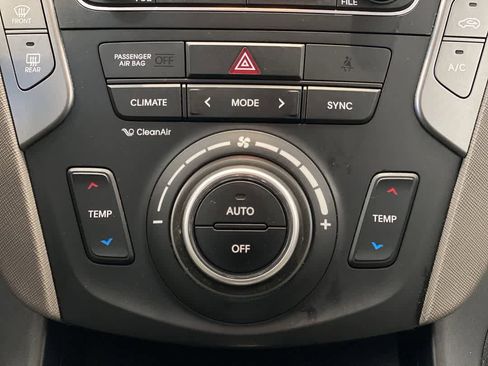 Used 2017 Hyundai Santa Fe Sport w/ 2.4L Value Package 06 image 21