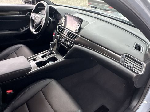 Used 2022 Honda Accord Sport image 26