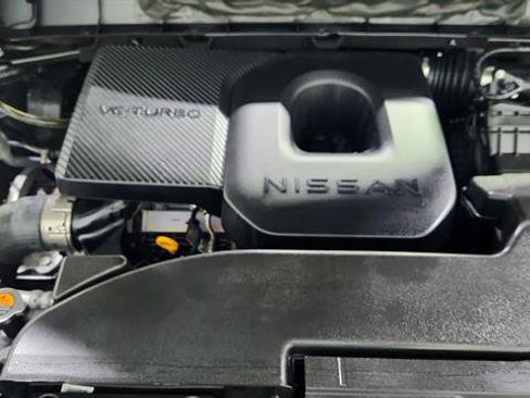 Certified 2025 Nissan Murano SV image 40