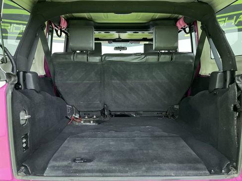 Used 2008 Jeep Wrangler Unlimited Rubicon w/ PWR Convenience Group image 25