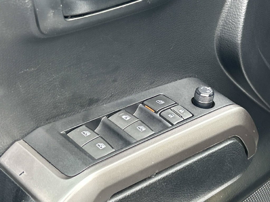 Used 2021 Toyota Tacoma SR5 RWD image 22