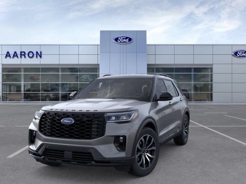 New 2025 Ford Explorer ST-Line w/ Premium Package RWD image 30
