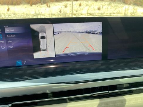 Used 2025 Cadillac Escalade Sport image 21