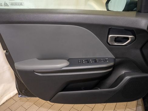 New 2025 Kia K4 LXS image 14