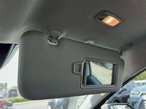 Certified 2023 Hyundai Elantra Limited FWD image 34