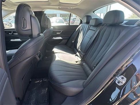 New 2026 Mercedes-Benz E 350 4MATIC Sedan image 12