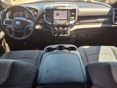 Used 2024 RAM 2500 Big Horn AWD/4WD image 9