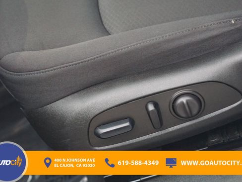 Used 2023 Chevrolet Malibu LT FWD image 17