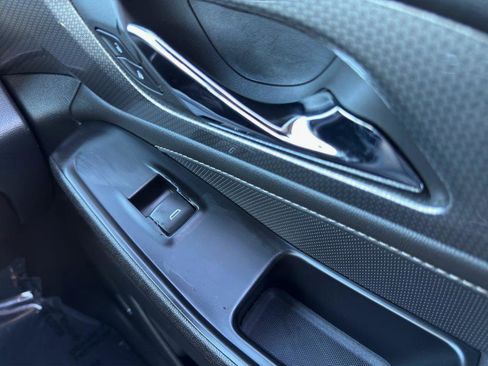 Used 2023 Chevrolet Traverse Premier image 15