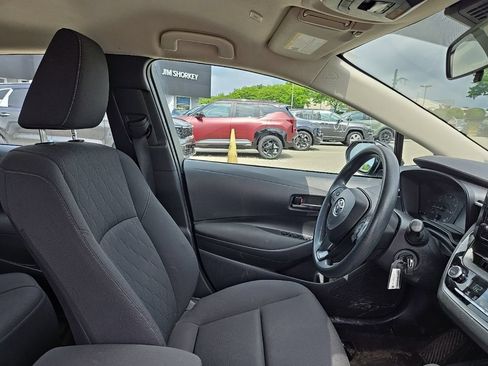 Used 2024 Toyota Corolla LE FWD image 33