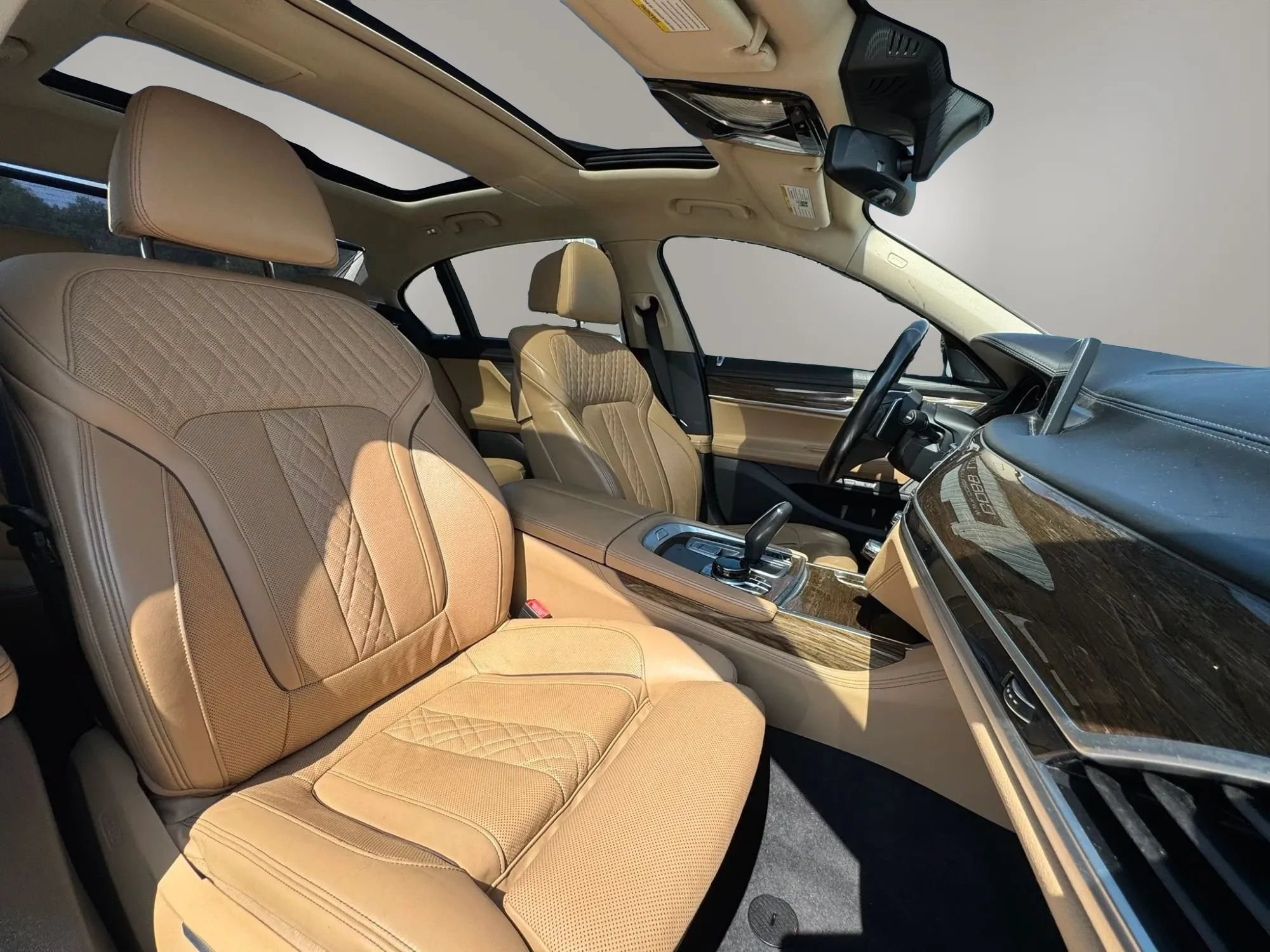 Used 2016 BMW 740i RWD image 16