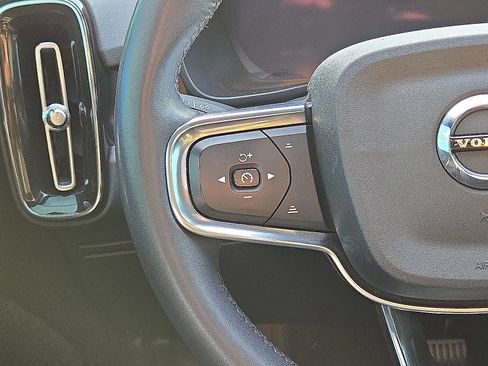 Used 2023 Volvo C40 P8 Recharge Ultimate AWD/4WD image 20