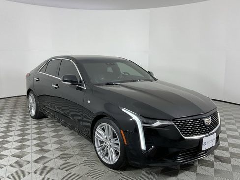 Used 2021 Cadillac CT4 Premium Luxury image 3