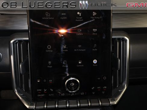 Certified 2024 GMC Acadia Elevation w/ Luxury Package FWD image 24