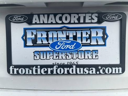 Used 2014 Toyota Camry SE w/ Leather Package FWD image 24