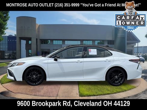 Used 2023 Toyota Camry XSE w/ Cold Weather Package FWD image 8