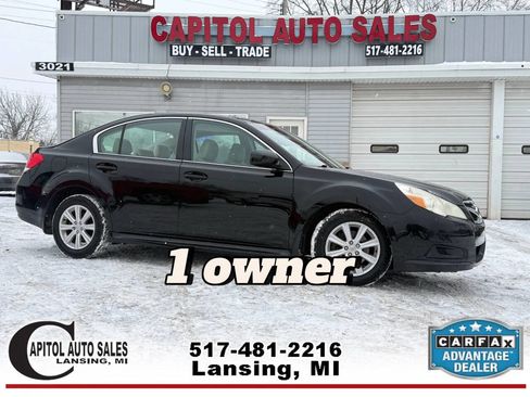 Used 2011 Subaru Legacy 2.5i Premium image 1