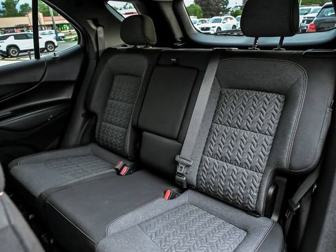 Used 2022 Chevrolet Equinox LT FWD image 17