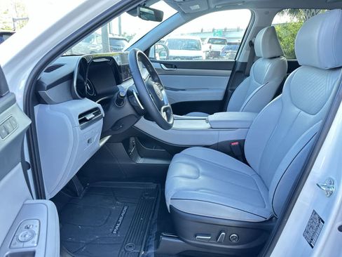 Used 2025 Hyundai Palisade SEL image 13