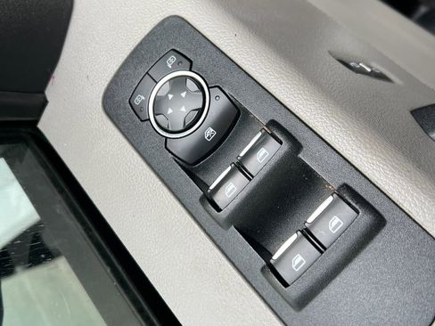 Used 2019 Ford F150 XL w/ Trailer Tow Package image 16