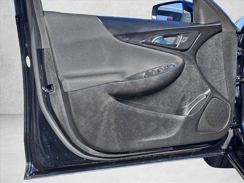 Used 2024 Chevrolet Malibu LT image 10