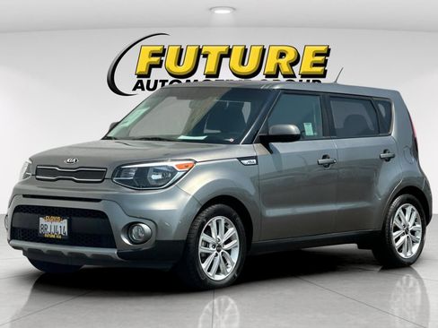 Used 2019 Kia Soul + FWD image 8