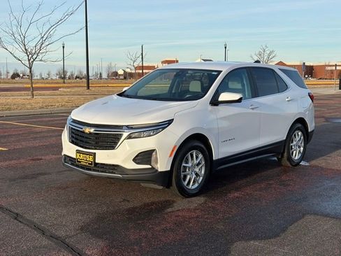 Used 2024 Chevrolet Equinox LT image 37