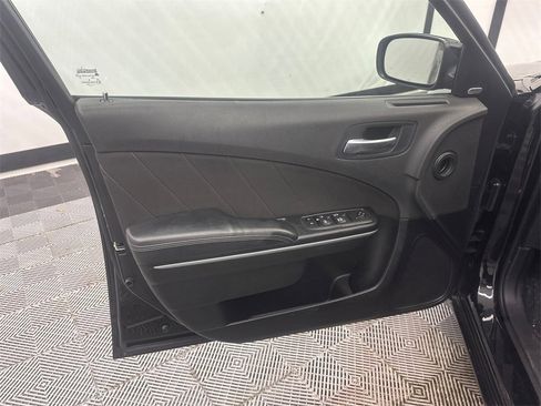 Used 2023 Dodge Charger SXT image 11