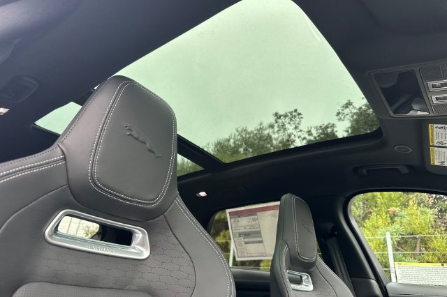 New 2026 Jaguar F-PACE R-Dynamic S AWD/4WD image 16