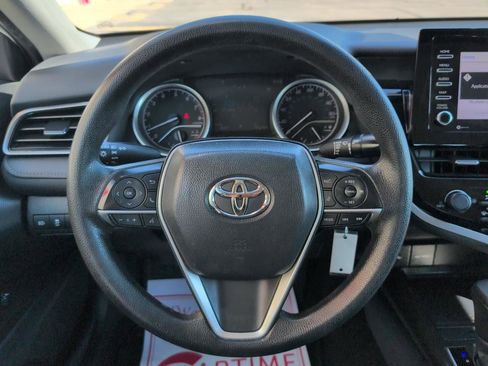 Used 2021 Toyota Camry LE AWD/4WD image 14