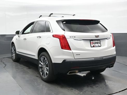 Used 2018 Cadillac XT5 Premium Luxury image 10